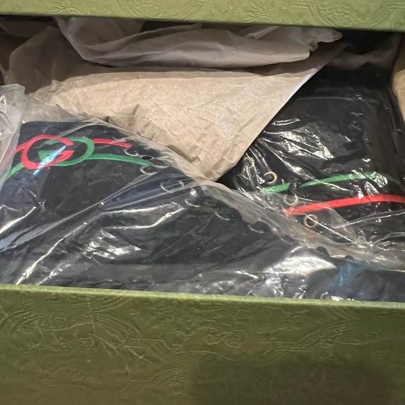 Gucci Black High-Top Sneakers with matching bag - Picture 15 of 16